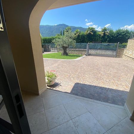 Vela Di Soleville Camere Con E Senza Vista Lago Con Ristorante & Pizzeria Sale Marasino Eksteriør bilde