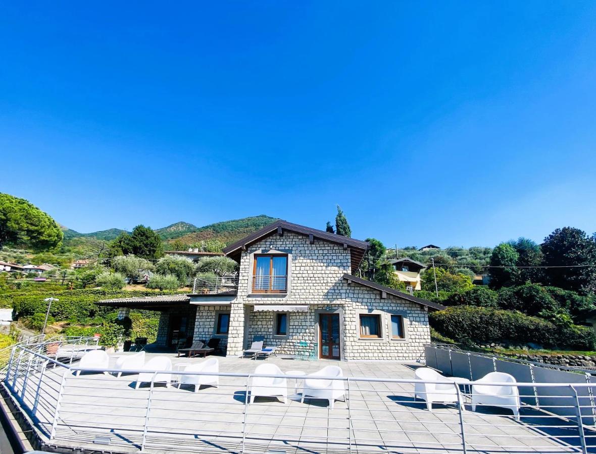 Vela Di Soleville Camere Con E Senza Vista Lago Con Ristorante & Pizzeria Sale Marasino Eksteriør bilde