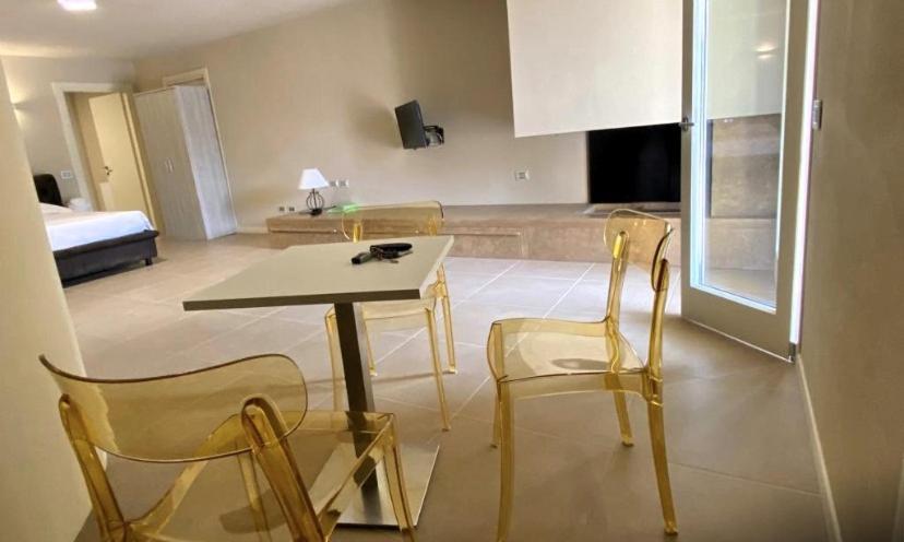 Vela Di Soleville Camere Con E Senza Vista Lago Con Ristorante & Pizzeria Sale Marasino Eksteriør bilde